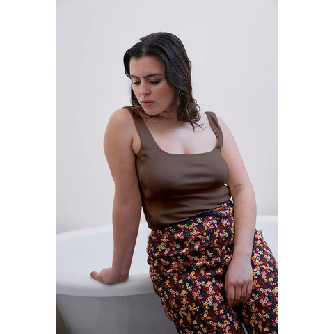 Brown breastfeeding top - 104464_01_3320.jpg