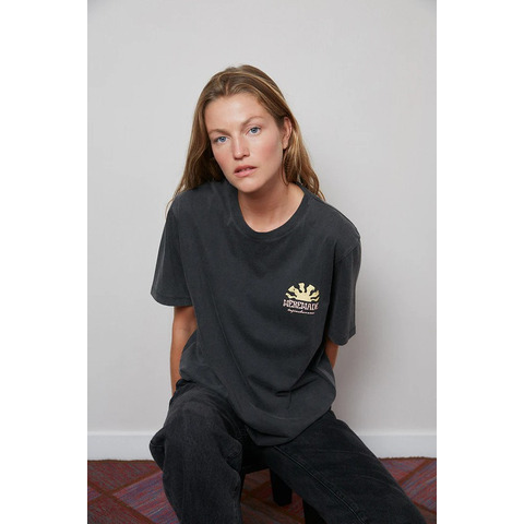 Meremade t-shirt - 104465_01_11567.jpg